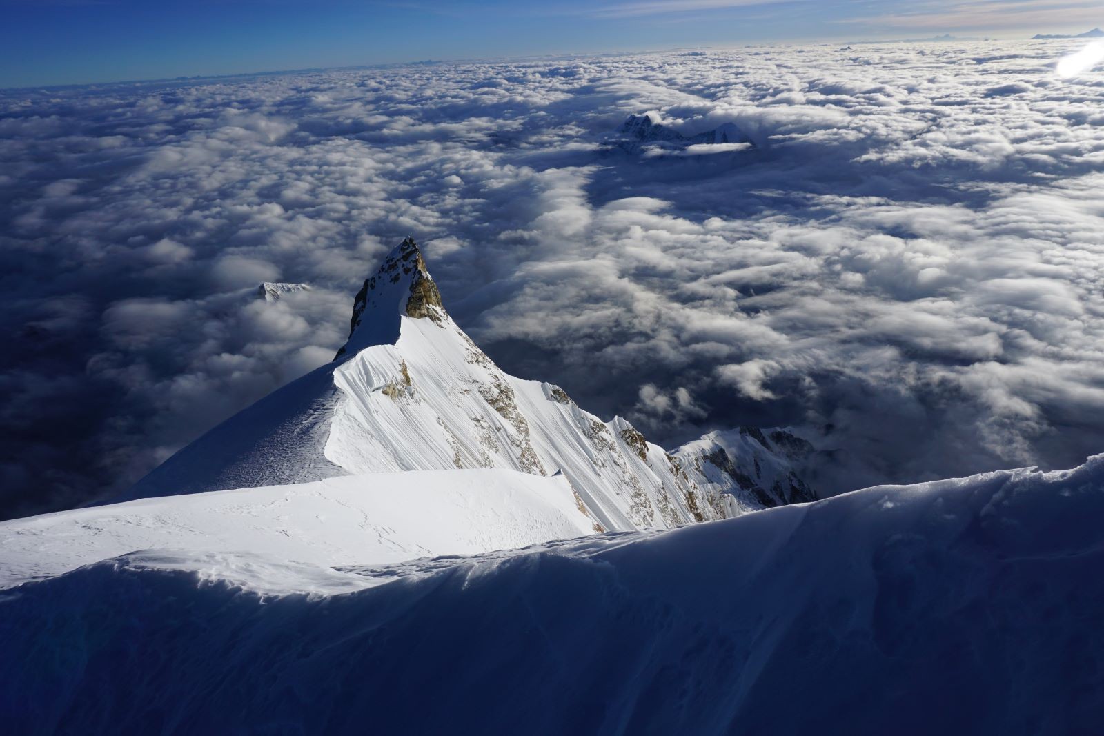 Manaslu Expedition, perfect first 8000er