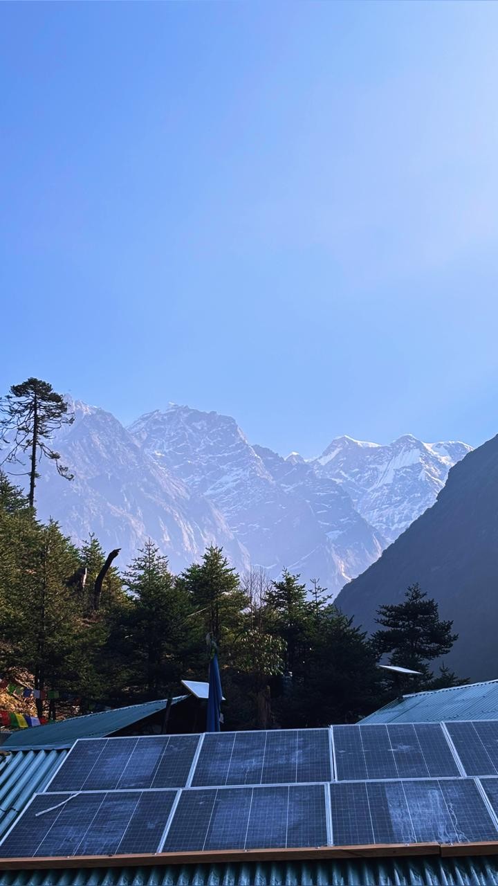 Mera Peak 6476m climbing